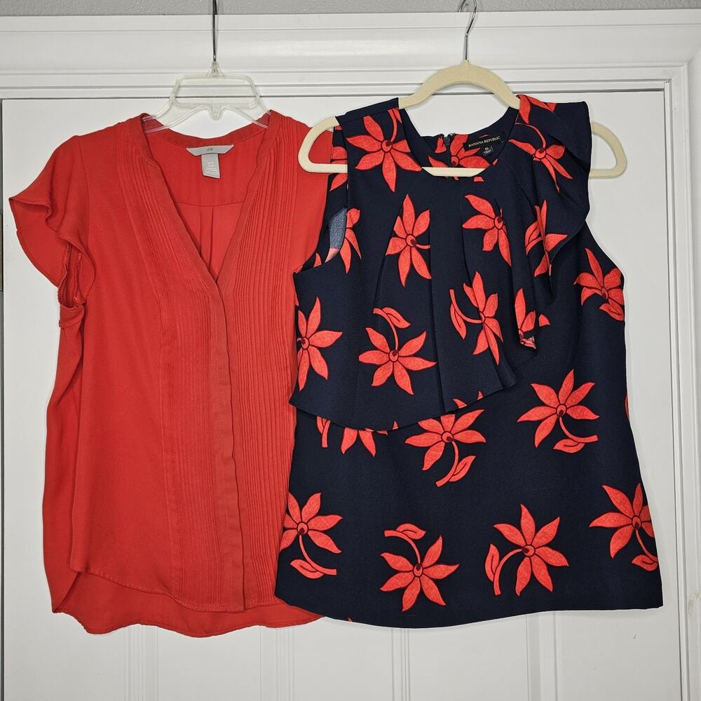 Lot Of Two Women's Business Casual Blouse Tops Sz 10 Floral Red Navy Chic Flowy